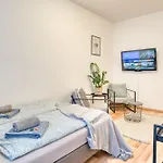 Apartment Homy I Gemuetliches Gohlis Netflix Und W-lan